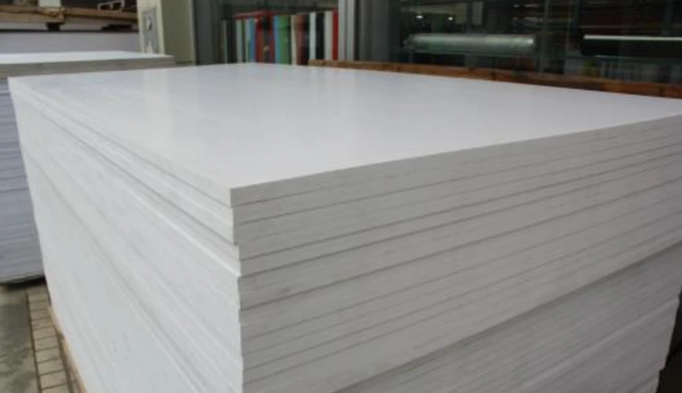 Una dintre cele mai mari producții de produse din material plastic din lume