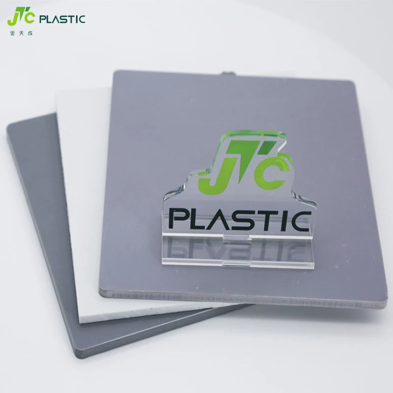 Care sunt caracteristicile foliei solide din PVC din plastic rigid?